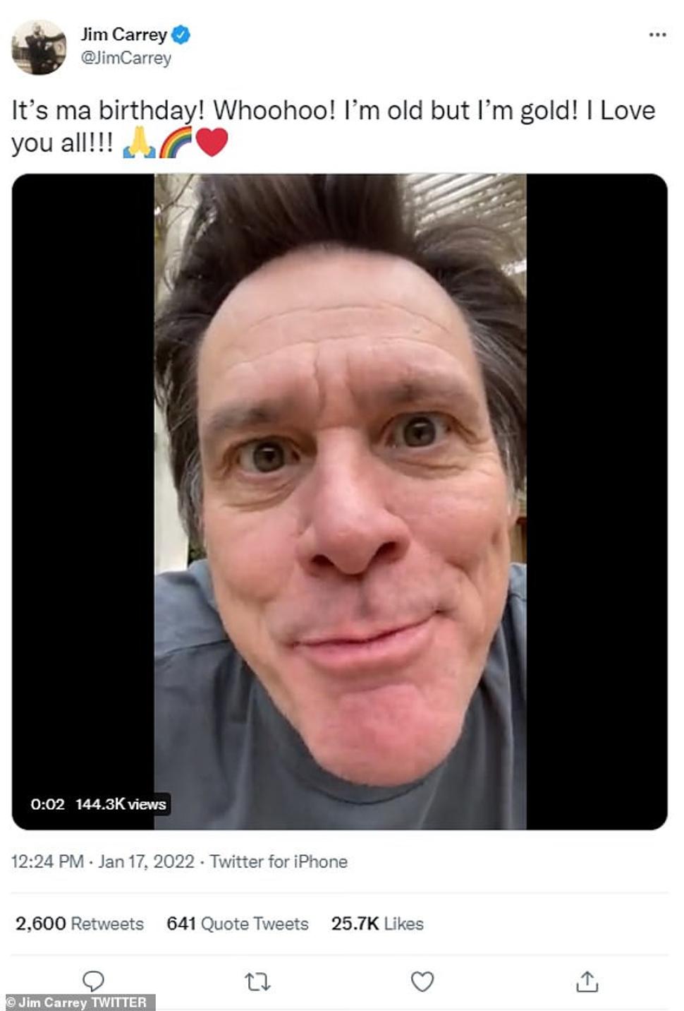 Jim mal selfie aj doma.