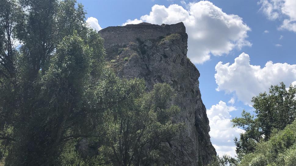 Pod Hradom Devín