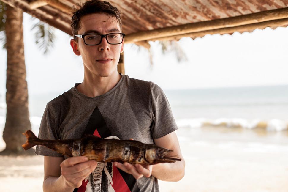 Rybárčiť sa Matúš ešte nenaučil. Takúto večeru si tam človek môže bežne kúpiť na trhu,