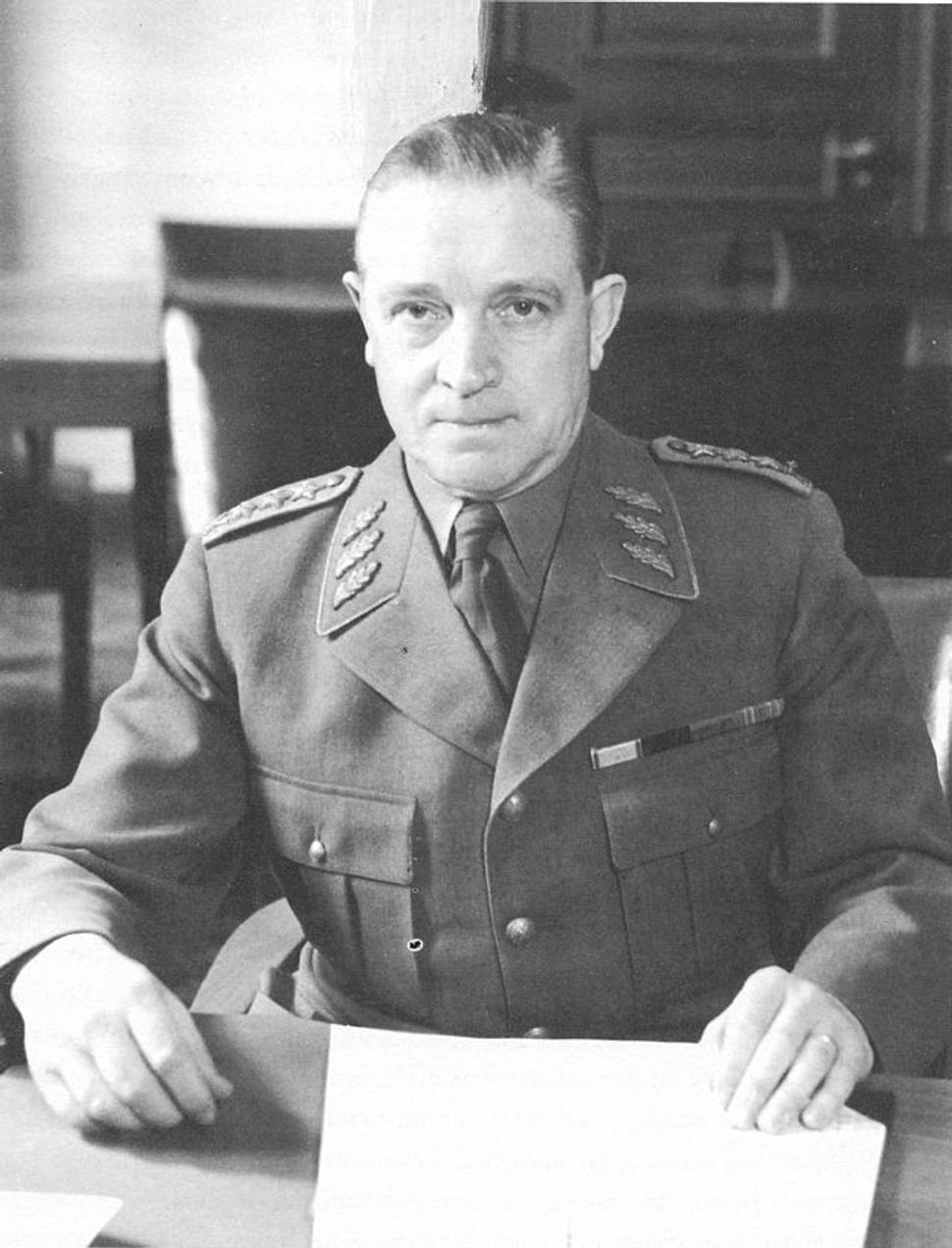 General Helge Jung