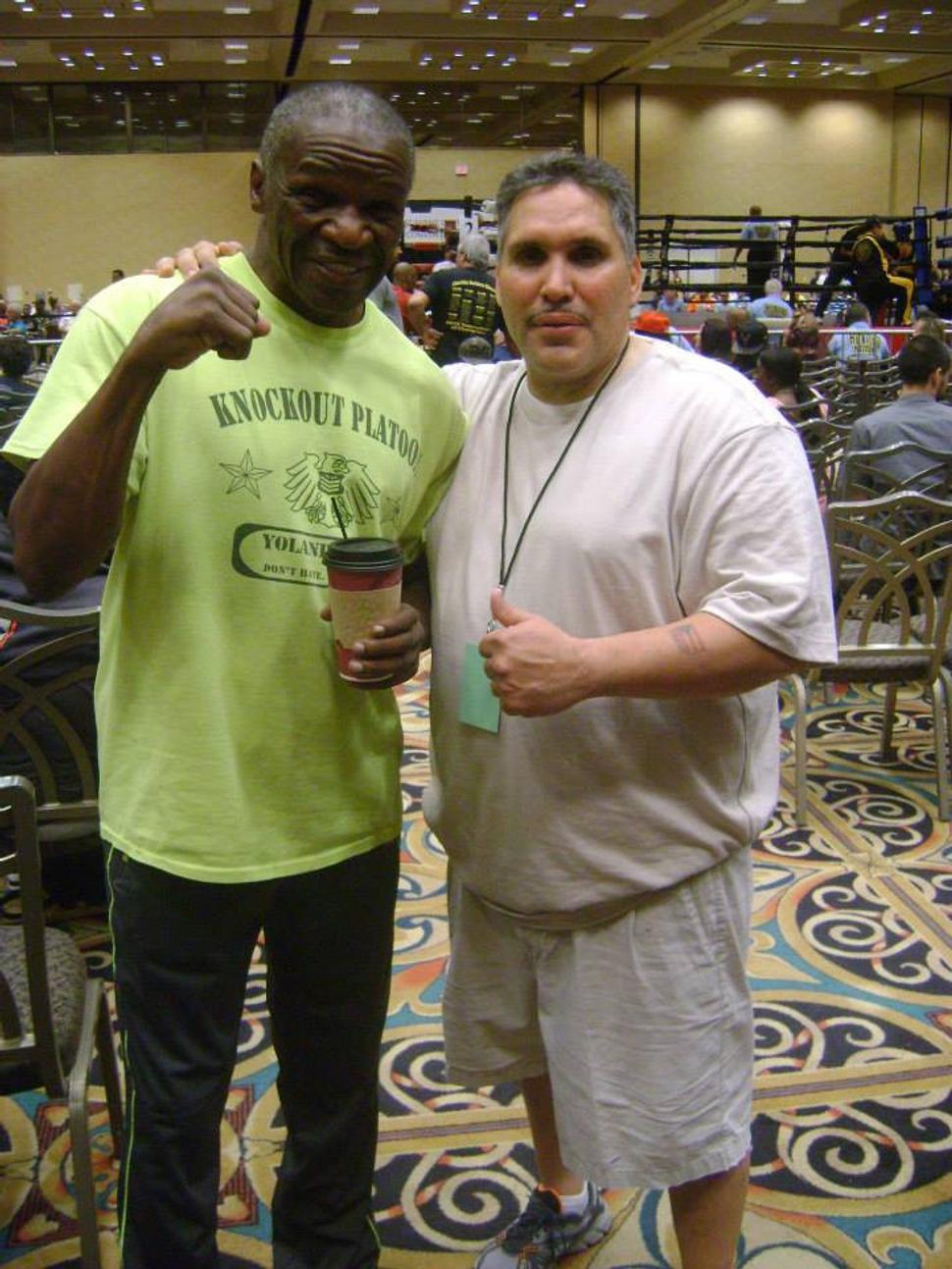 Jose Martinez s Floydom Mayweatherom Sr. v Las Vegas