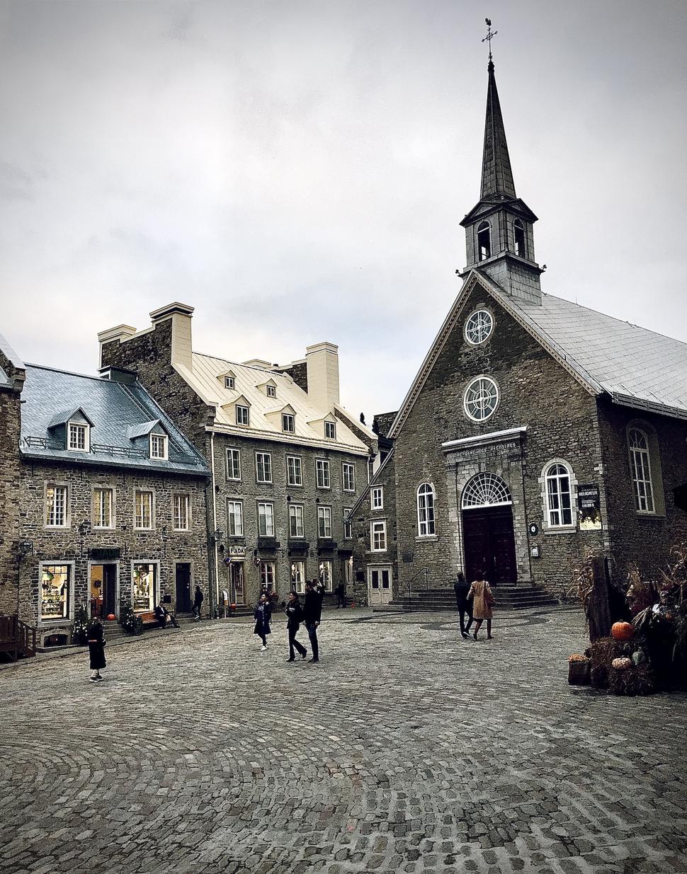 Place Royal - Notre-Dame-des-Victoires.