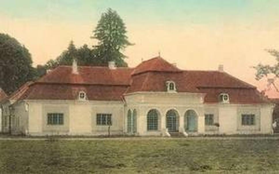 Kaštieľ – predný trakt (1914)