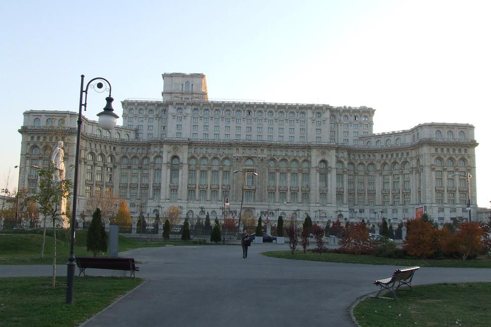 Parlamentný palác