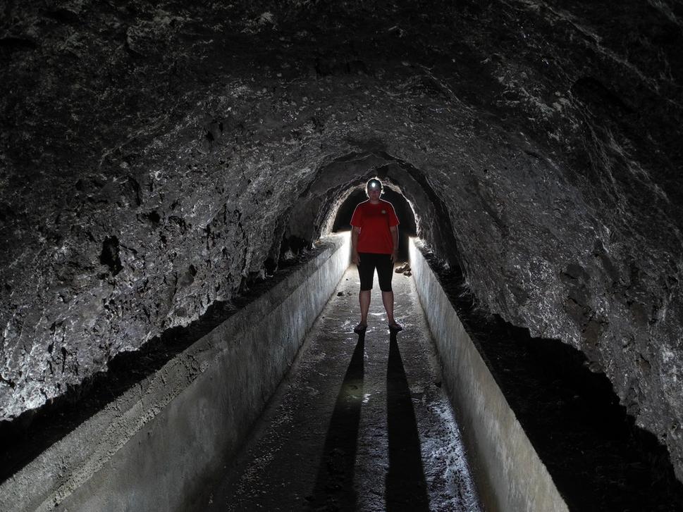 Prechod tunelom pri El Cedro