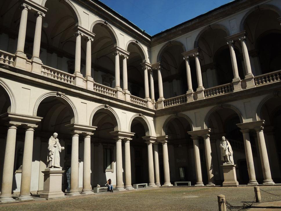 Nádvorie galérie Pinacoteca di Brera