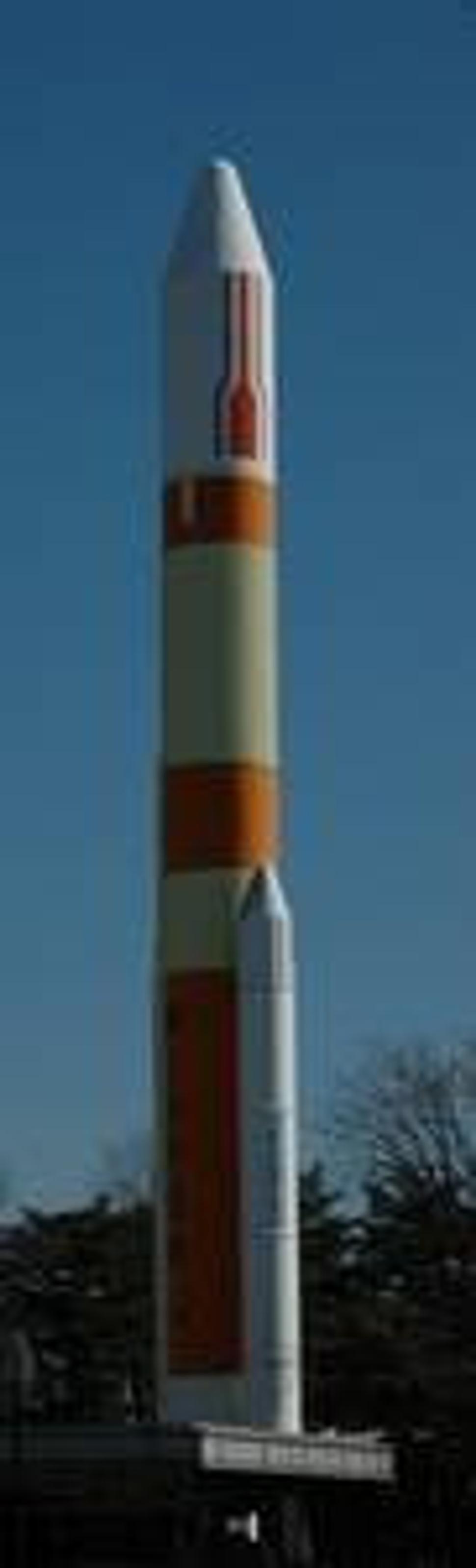 Model rakety H-II v Tsukube.