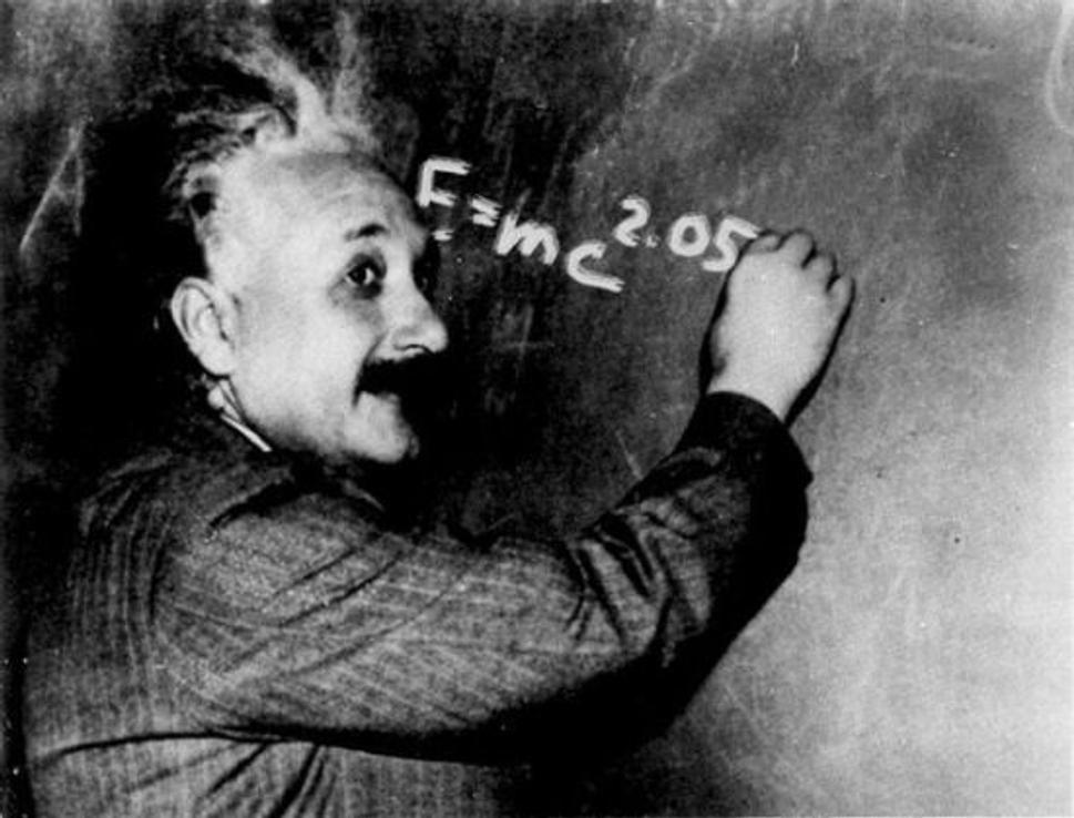 Albert Einstein a jeho slávna rovnica