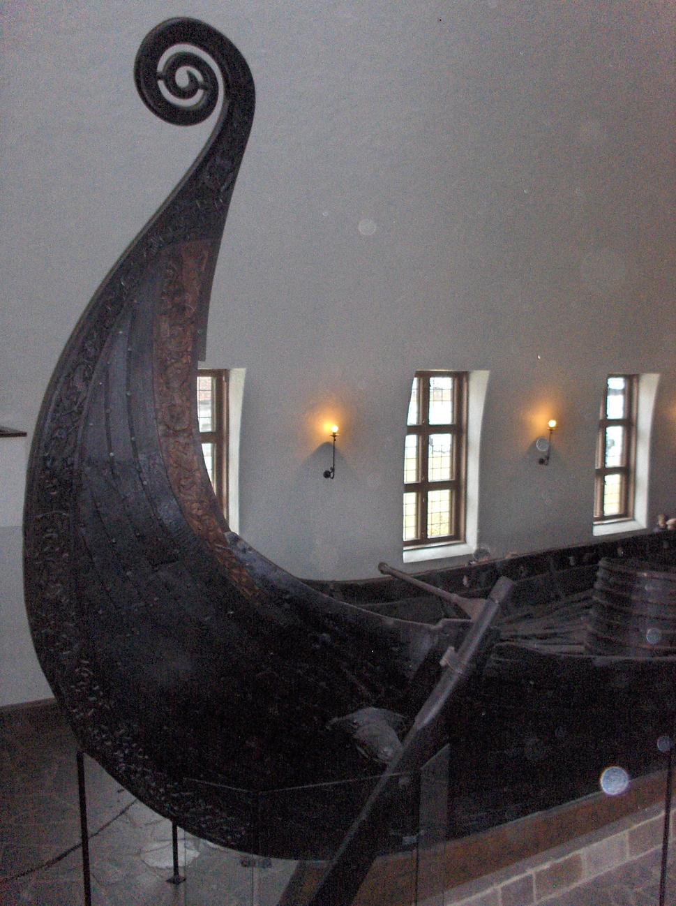 Vikingská loď
