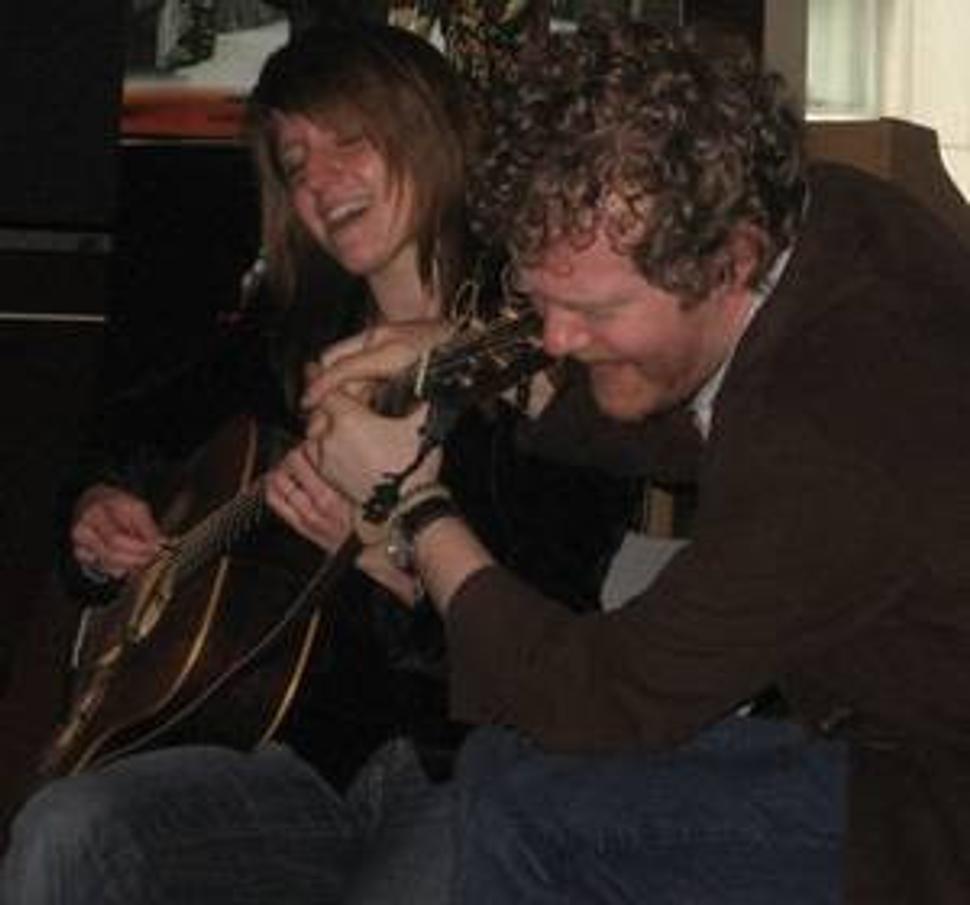 Marketa Irglová a Glen Hansard v New Yorku pri predstavovaní filmu - plní elánu