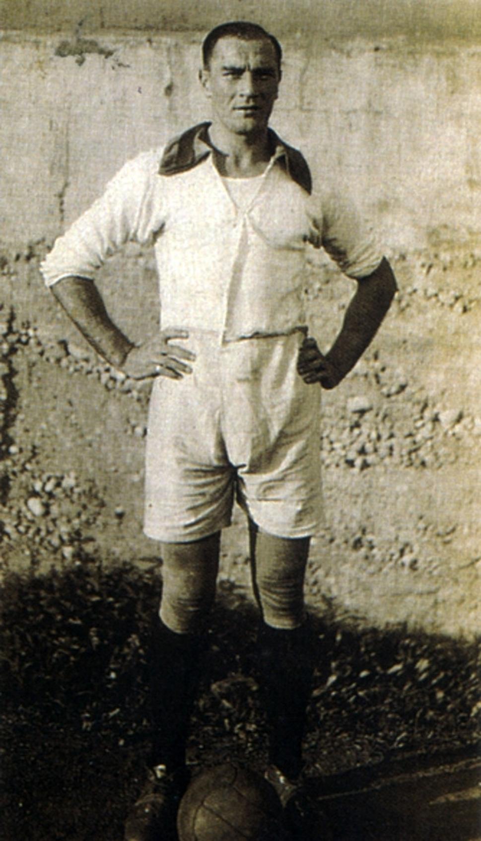 József Bánás