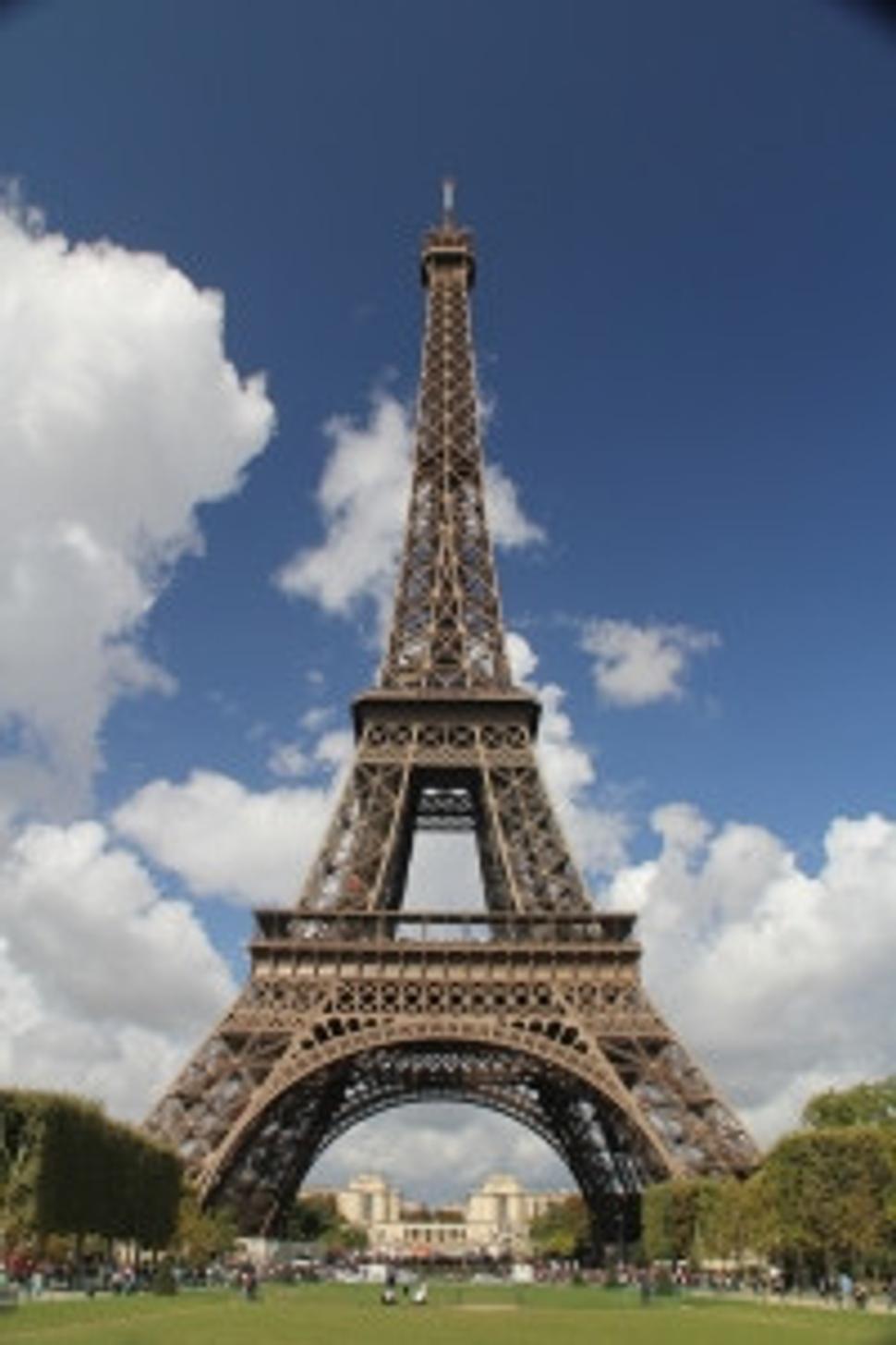 Čo iné?, Paríž