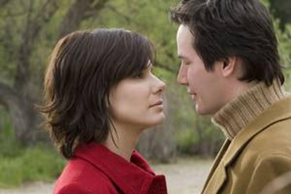Sandra a Keanu = Kate a Alex.