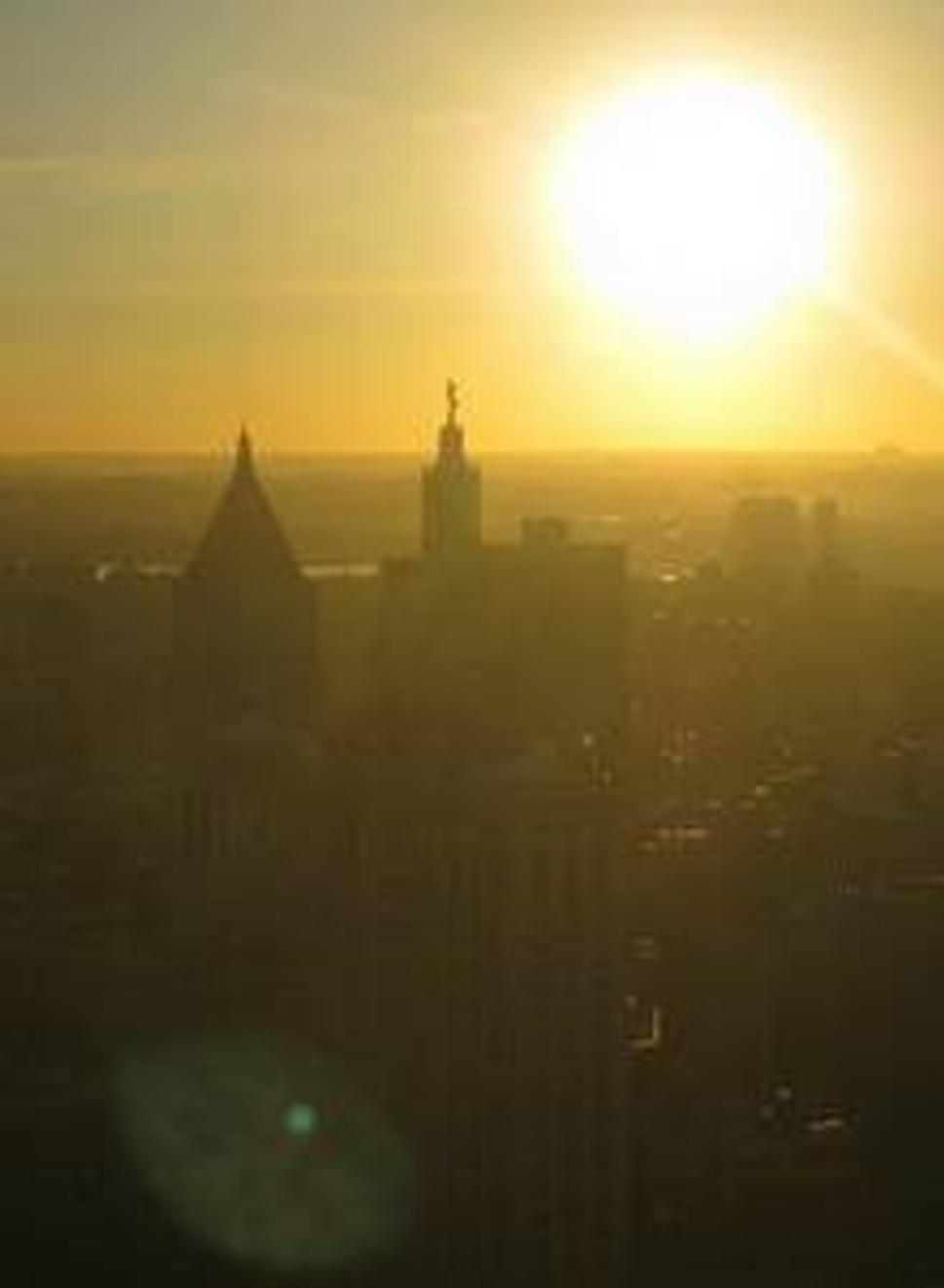 Východ slnka nad New Yorkom