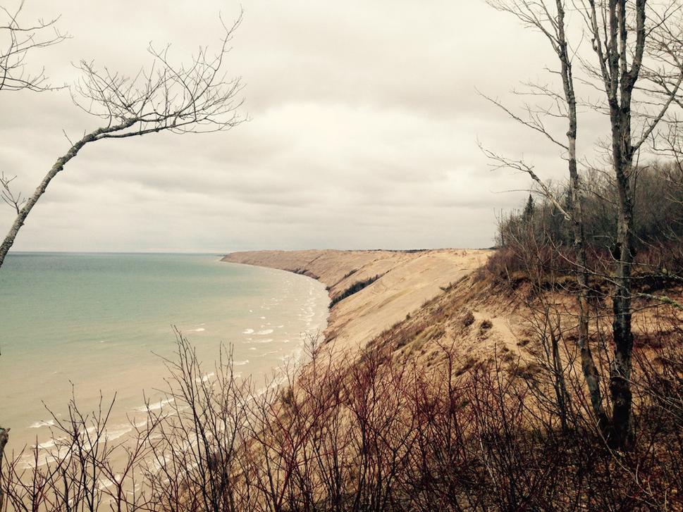 V Pictured Rocks môžete absolvovať zjazd na drevenom pni z výšky 500 stôp, ktoré má pripomínať prácu lesníkov v minulosti
