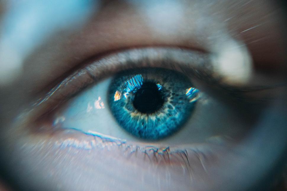 Ani šošovky k oku neprimrznú (Zdroj: Unsplash)