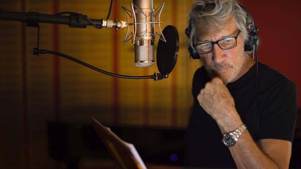• Roger Waters pri nahrávaní albumu Igor Stravinsky's The Soldier's Tale. •