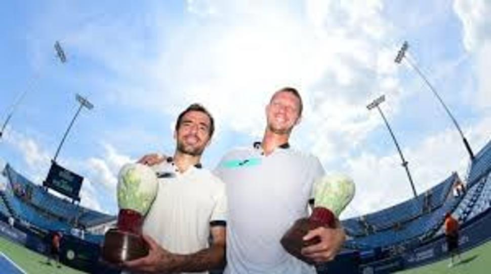 Chorvát Ivan Dodig a Slovák Filip Polášek
