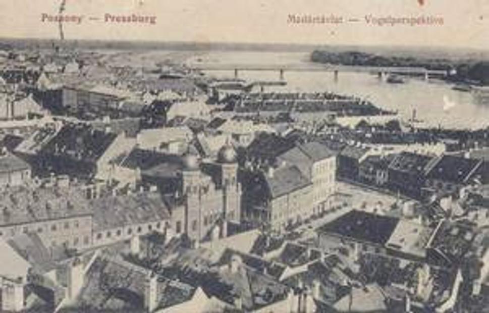Vogelperspektive - Madártávlat - Z vtáčej perspektívy