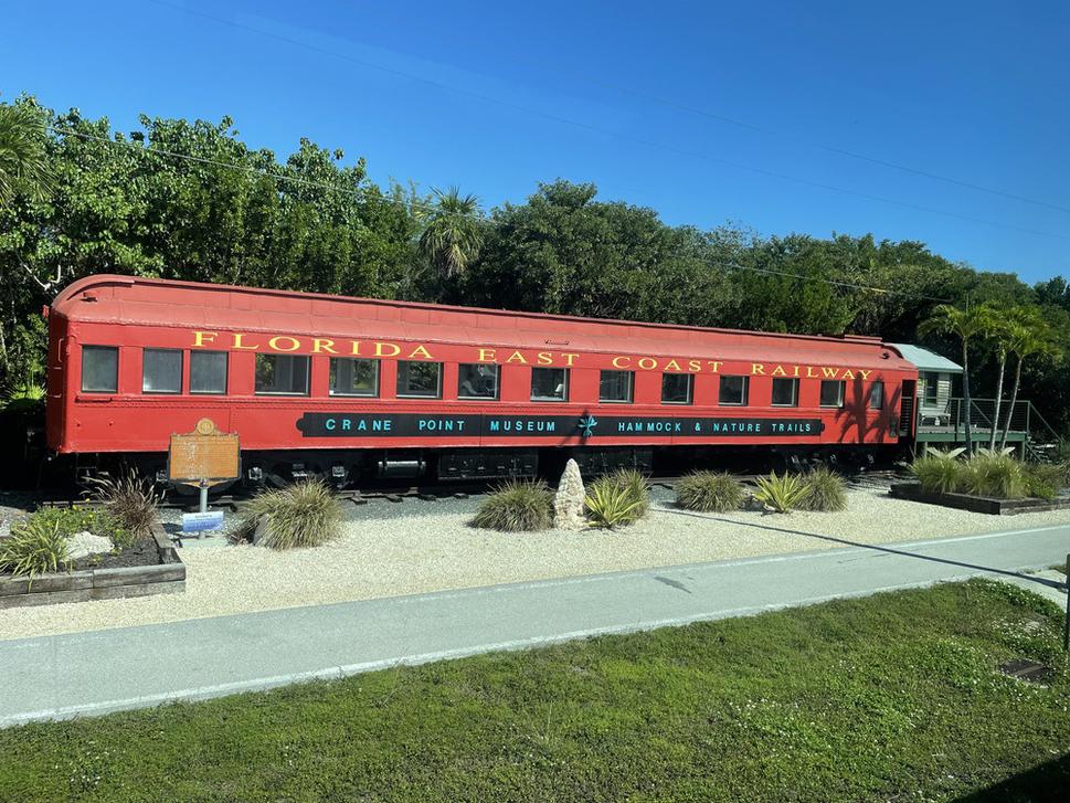 Florida East Coast Railway bola železnica, pod ktorú spadala bývala the Overseas Railway.