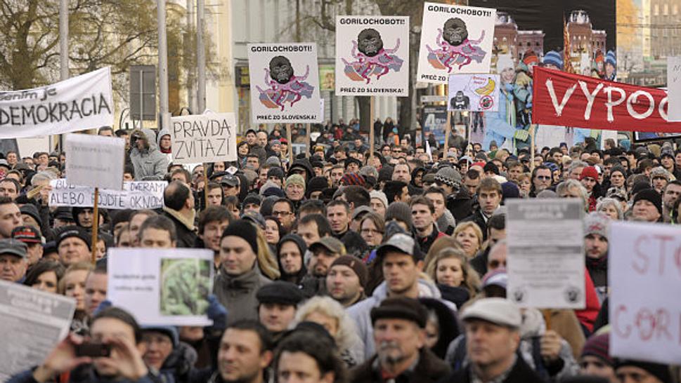 Kauza Gorila spustila niekoľkotisícové protesty. Ovplyvnila voľby v roku 2012 a dodnes sa policajné vyšetrovanie nedostalo ďalej ako na stôl NAKA.