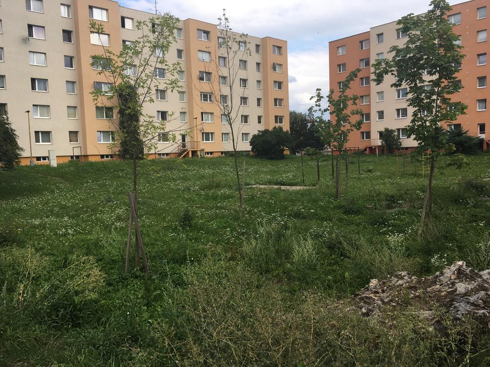 súčasná podoba vnútrobloku Štefánikova - Hviezdoslavova, resp. Kúpeľná