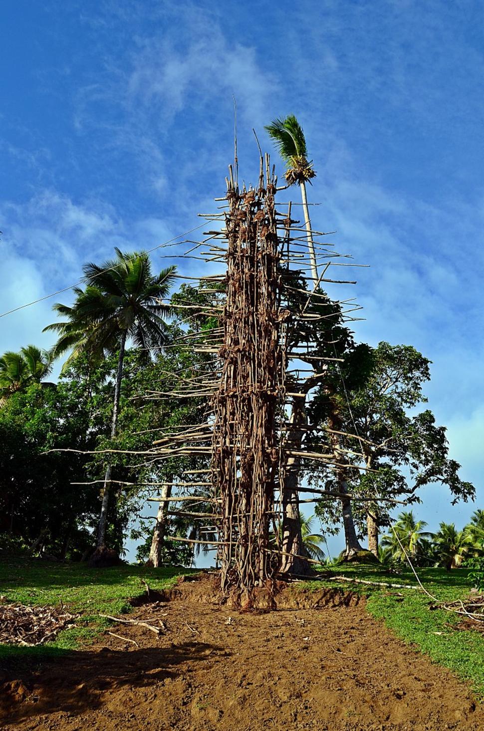 Veza na land diving, Pentecost, Vanuatu, Nomadi