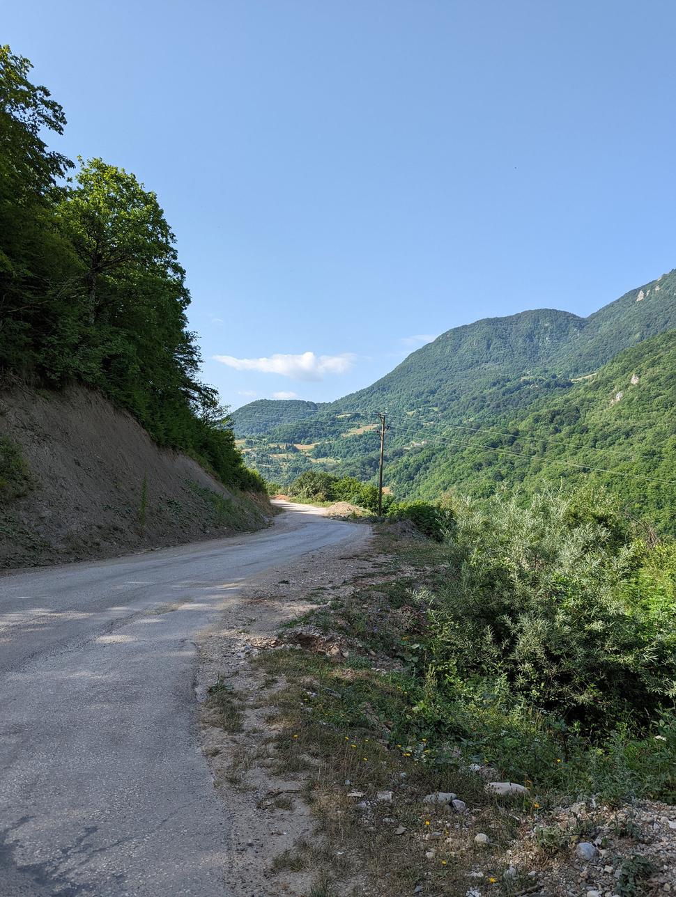 Bosna - pred hranicou s Čiernou horou
