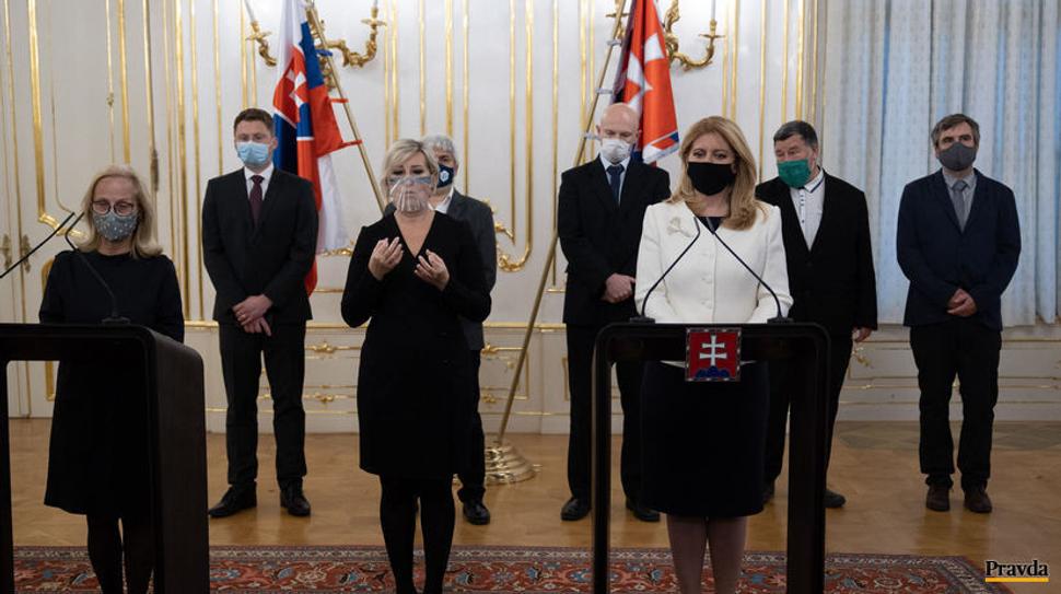 Slovenskí vedci: Konečne nás počúvajte!