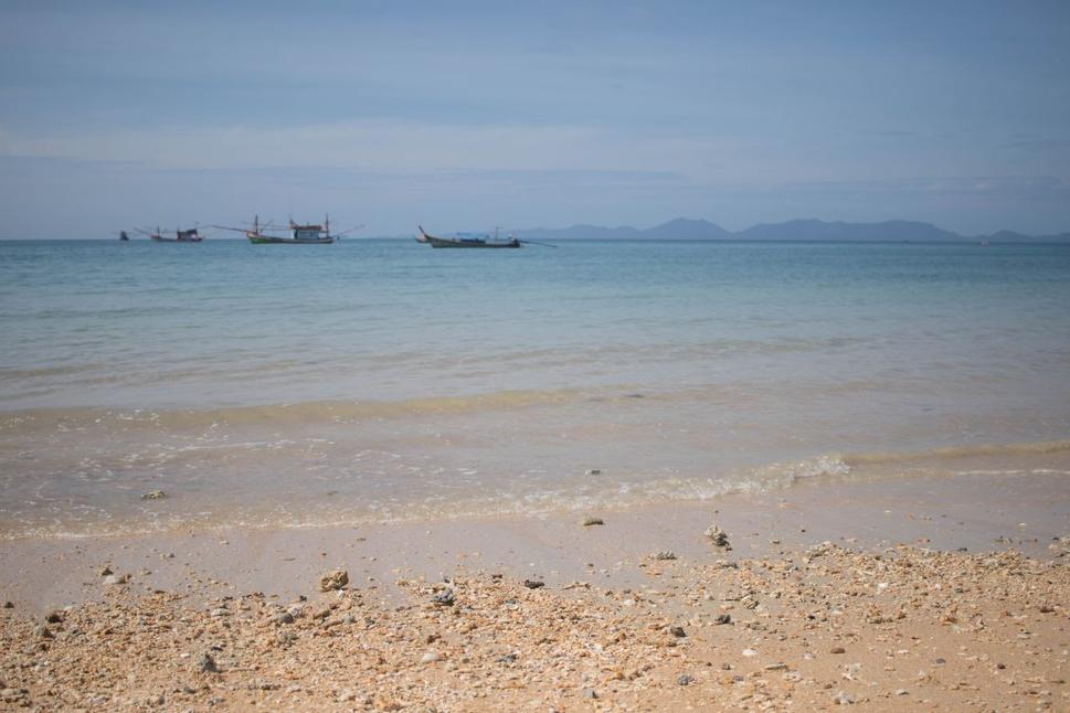 Klong Muang Beach bola jednoznačne najlepšia! Čistá voda, jemný piesok, najmenej turistov ;)