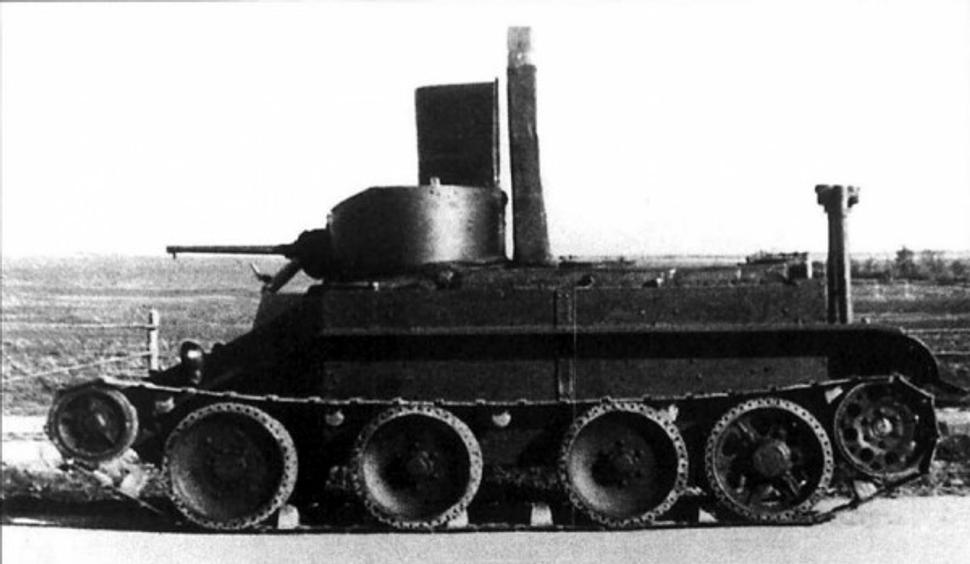 BT-2 PCH (podvodnyj chod) se soupravou pro hluboké brodění