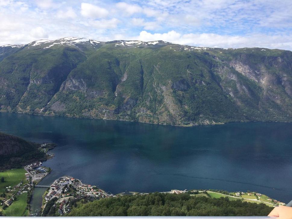 Výhľad priamo na fjordy :)