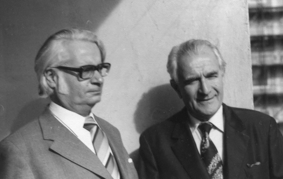 Alfréd Zemanovský so svojím prievidzským profesorom Emilom Liebenbergerom na Bratislavských hudobných slávnostiach v októbri 1977