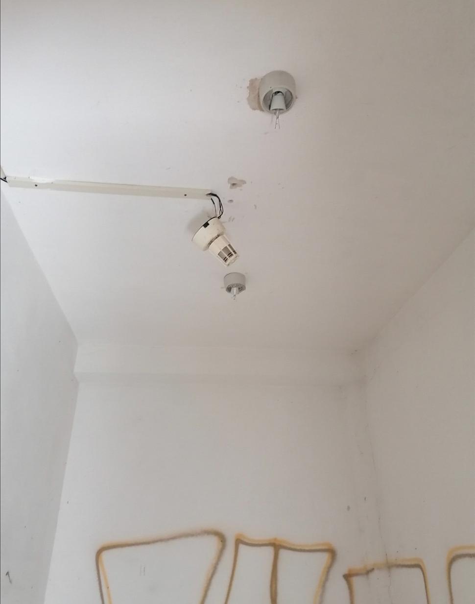 ...a neposlúži už ani lampa