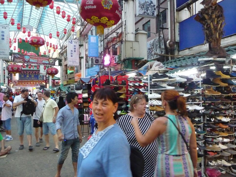 Jalan Petaling a kočky v akci