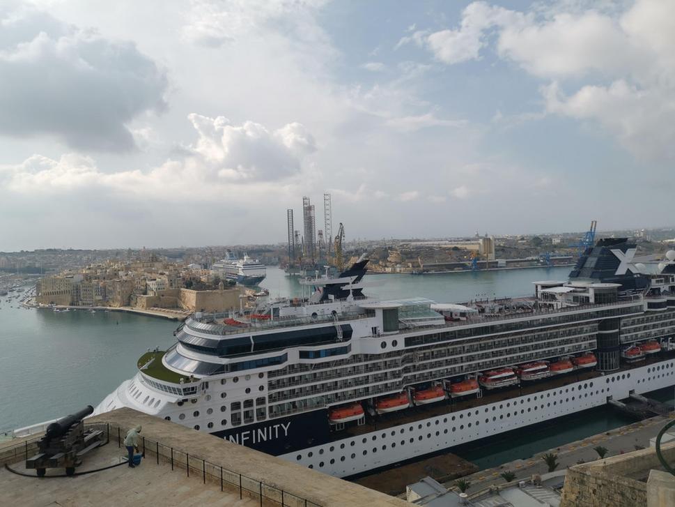 výhľad zo Saluting Battery, Valletta
