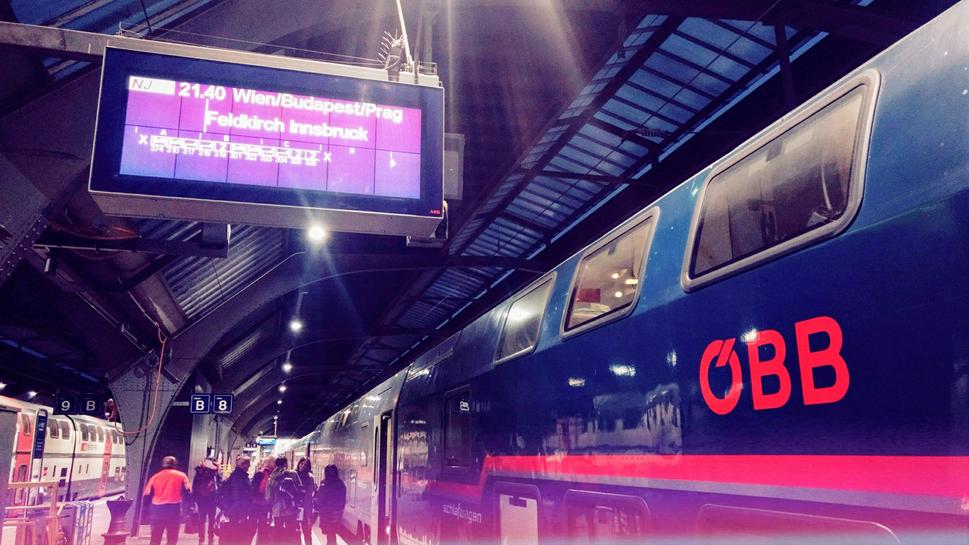 pred odchodom nočného vlaku zo švajčiarskeho Zürichu do Budapešti