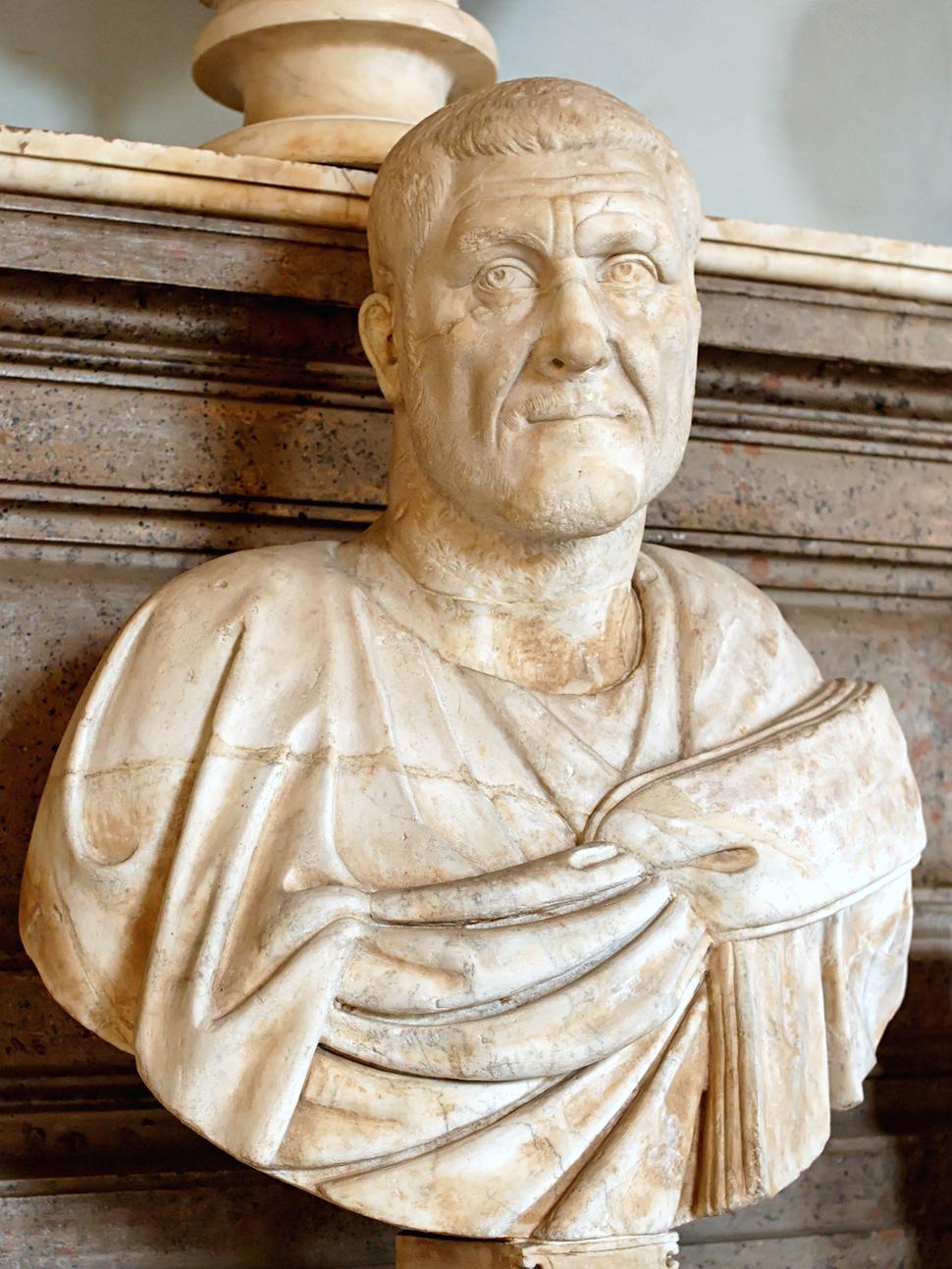 https://en.wikipedia.org/wiki/Maximinus_Thrax