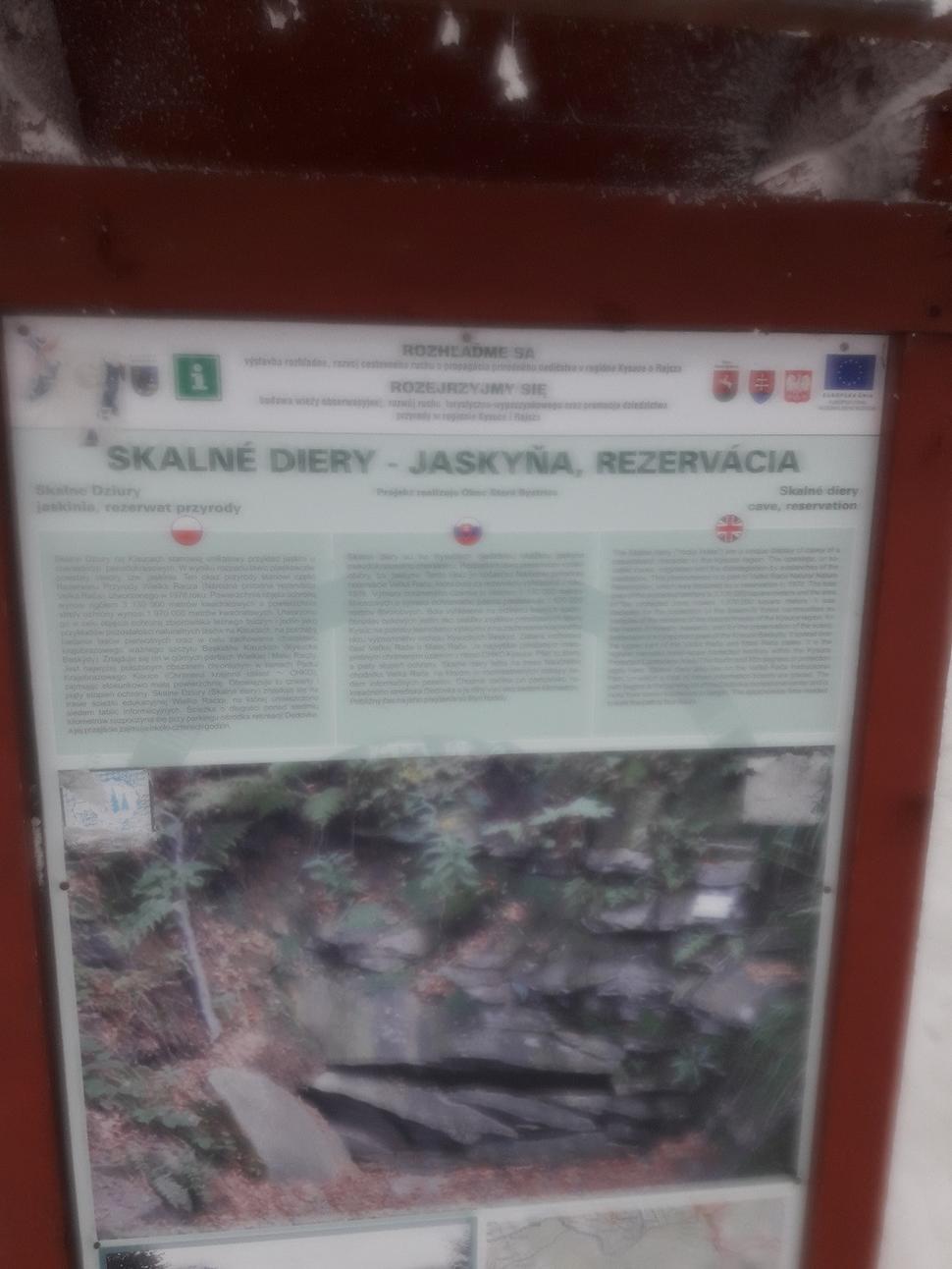 Skalné diery