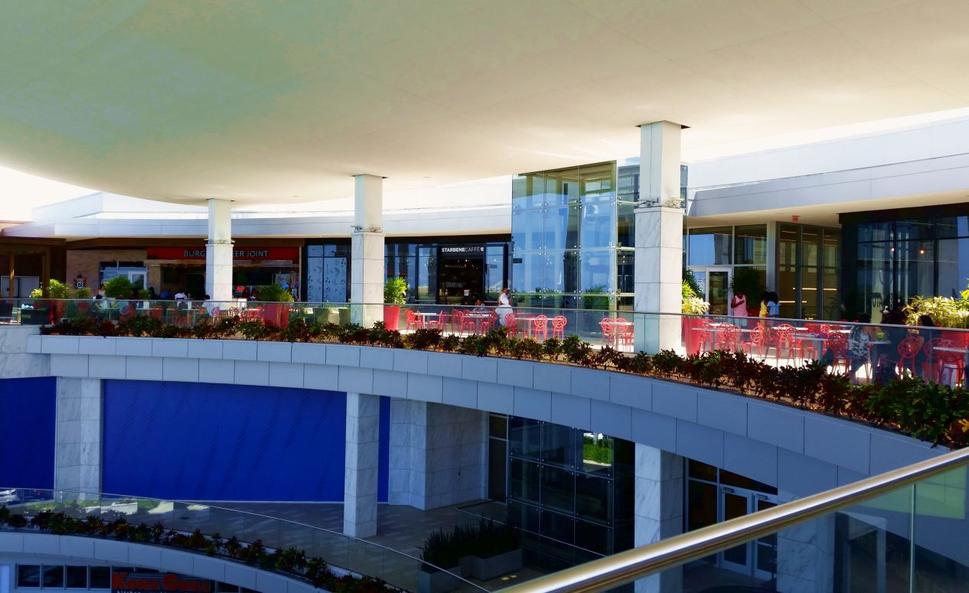 Food court v obchodnom centre