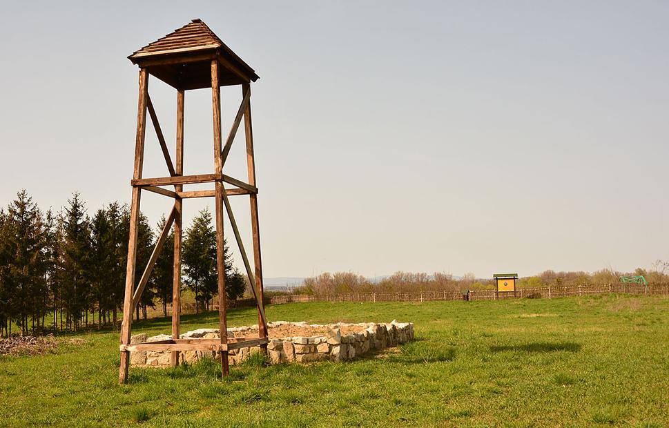kostolík v hradisku