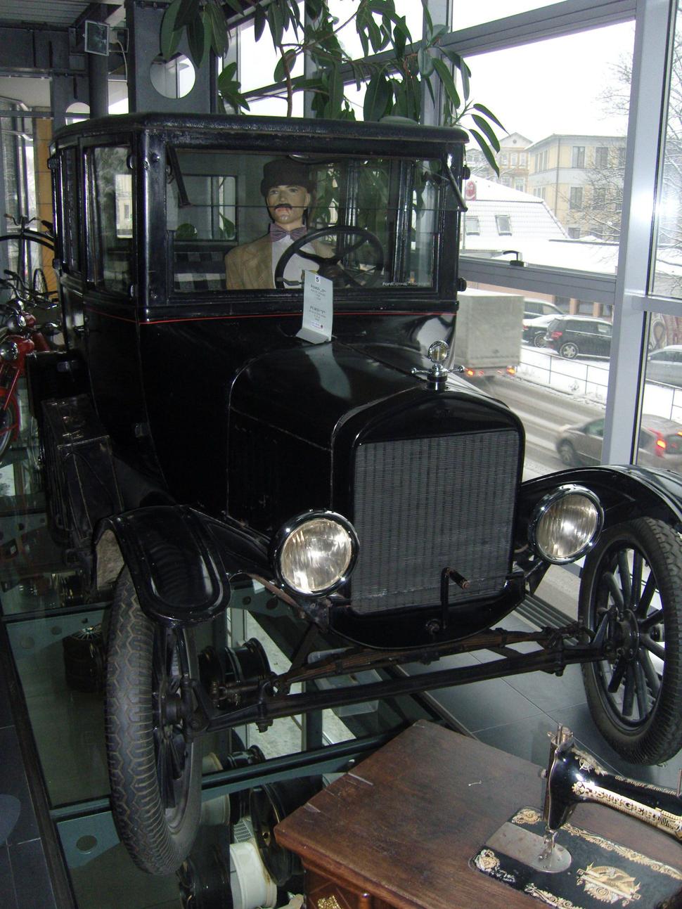 MilujemAuta.sk Ford T