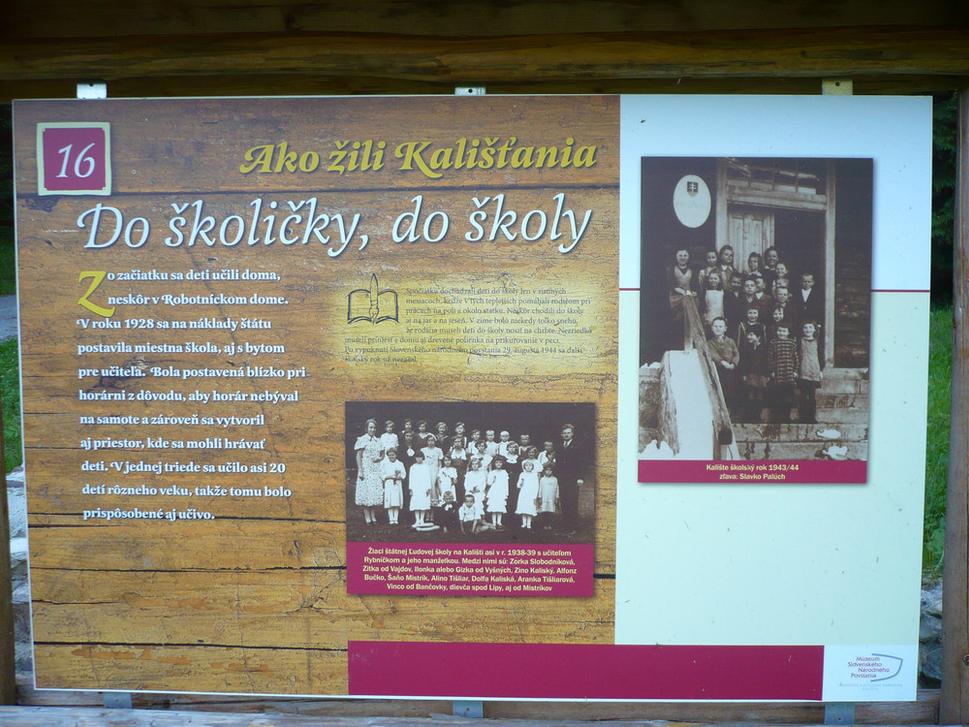 V Kališti mali aj školu. Toto je informačná tabuľa.