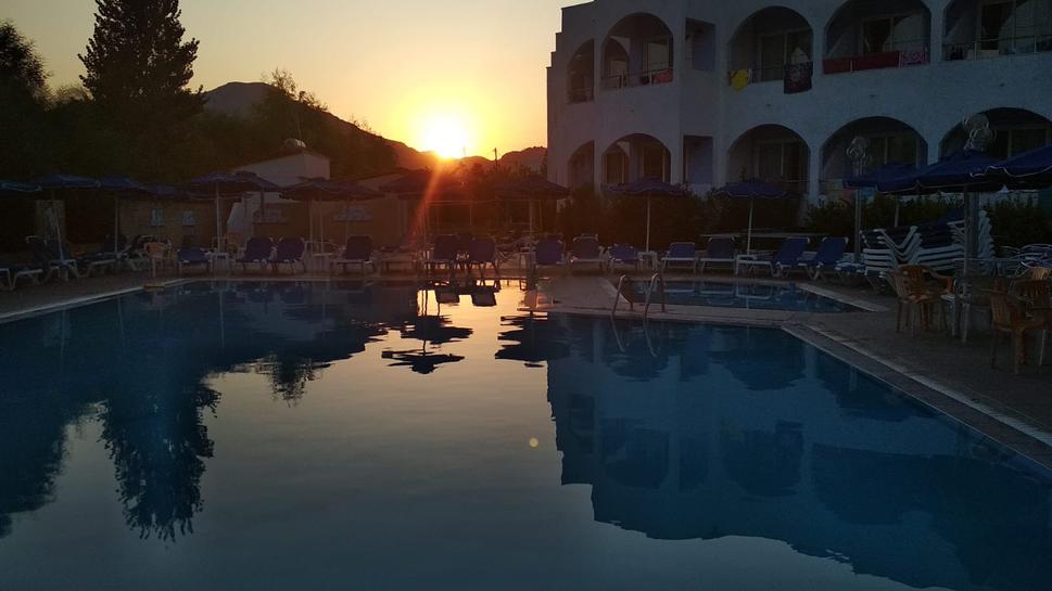 Kolymbia sun
