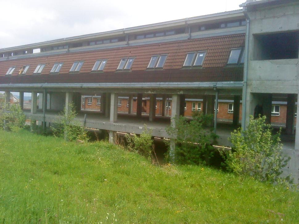 nedokončený skelet
