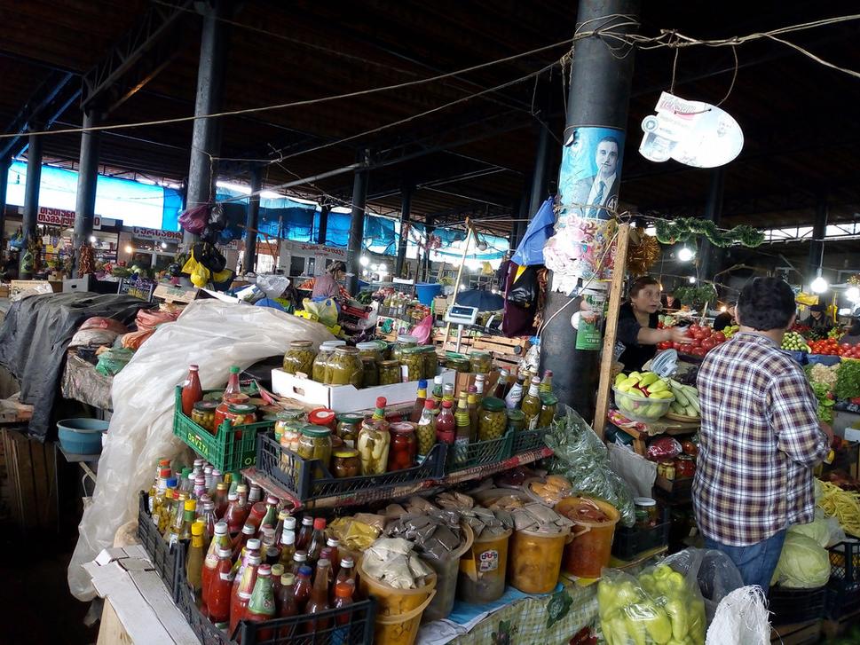 veľký market (v Telavi)