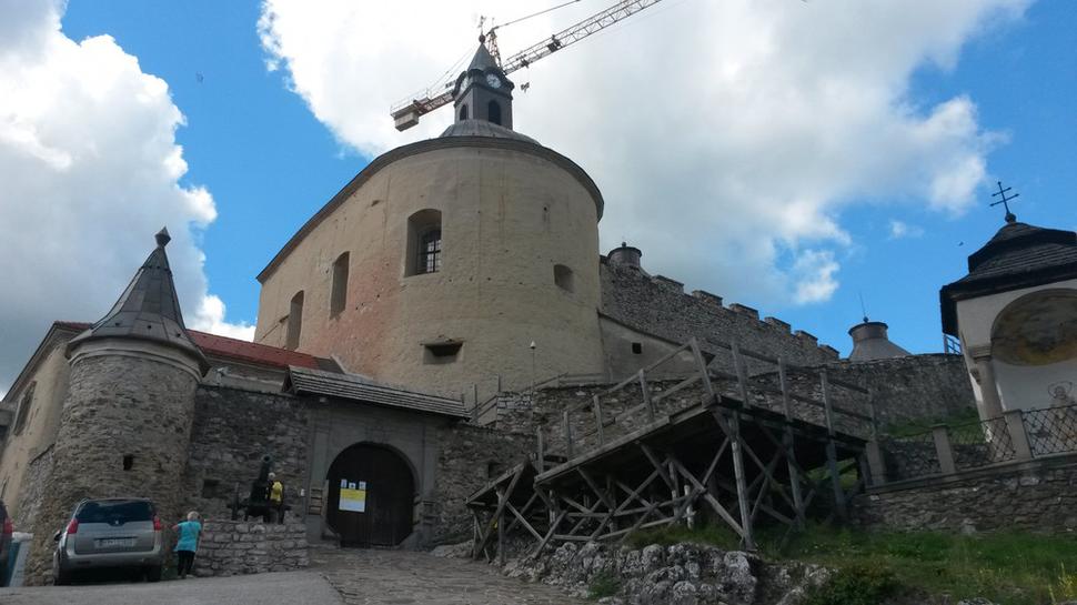 je tu niekto ?