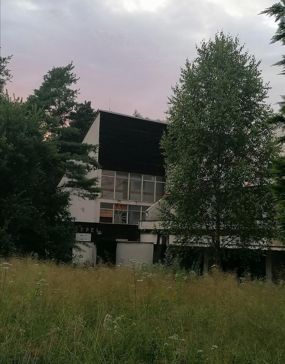 pohľad na recepciu z druhej strany