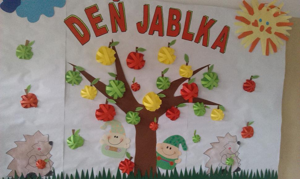 Jabloň vo vestibule ZŠ Pankúchova