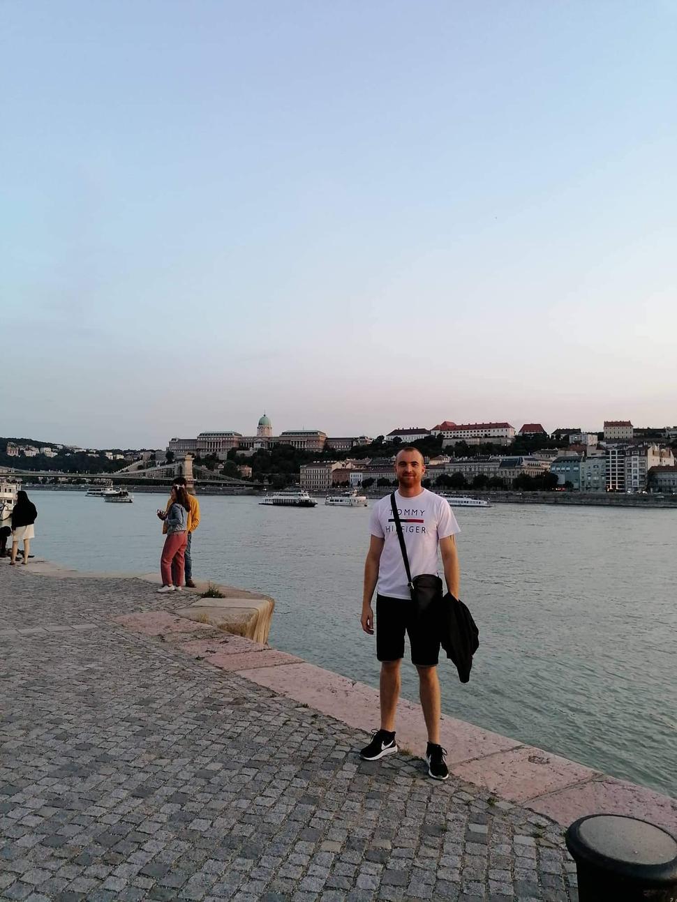 Na nábreží Dunaja v Budapešti.